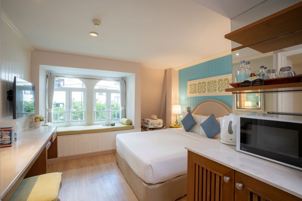 Premier Room with Breakfast