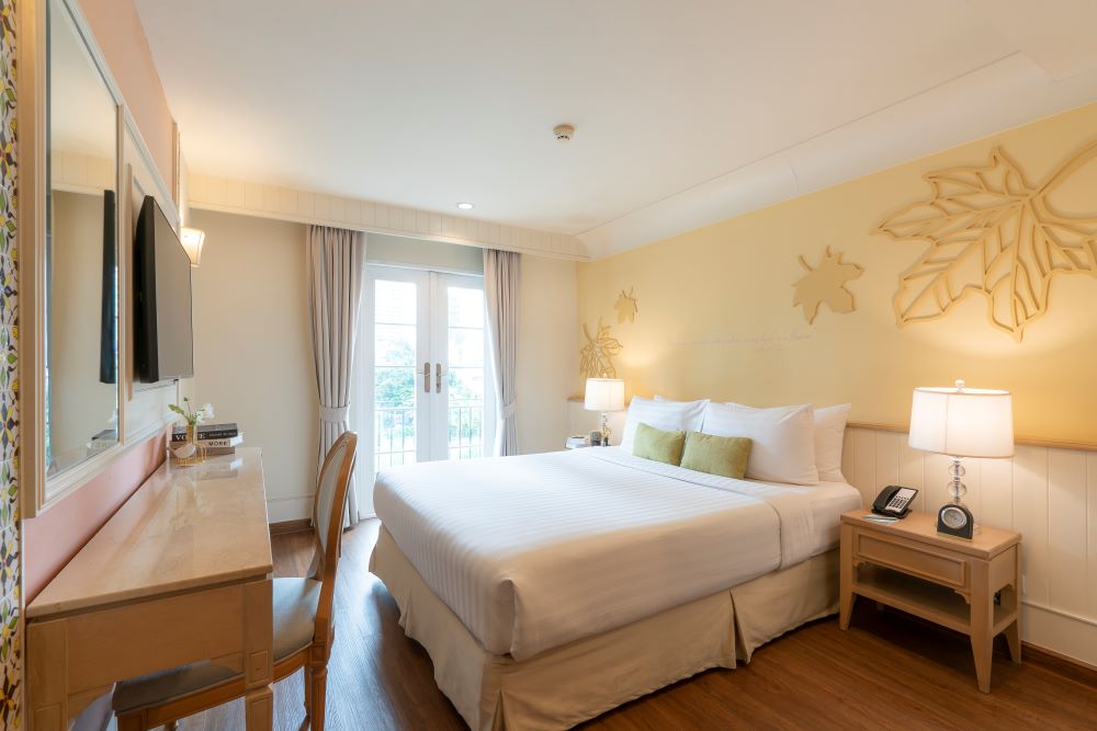 Premier Room with Breakfast
