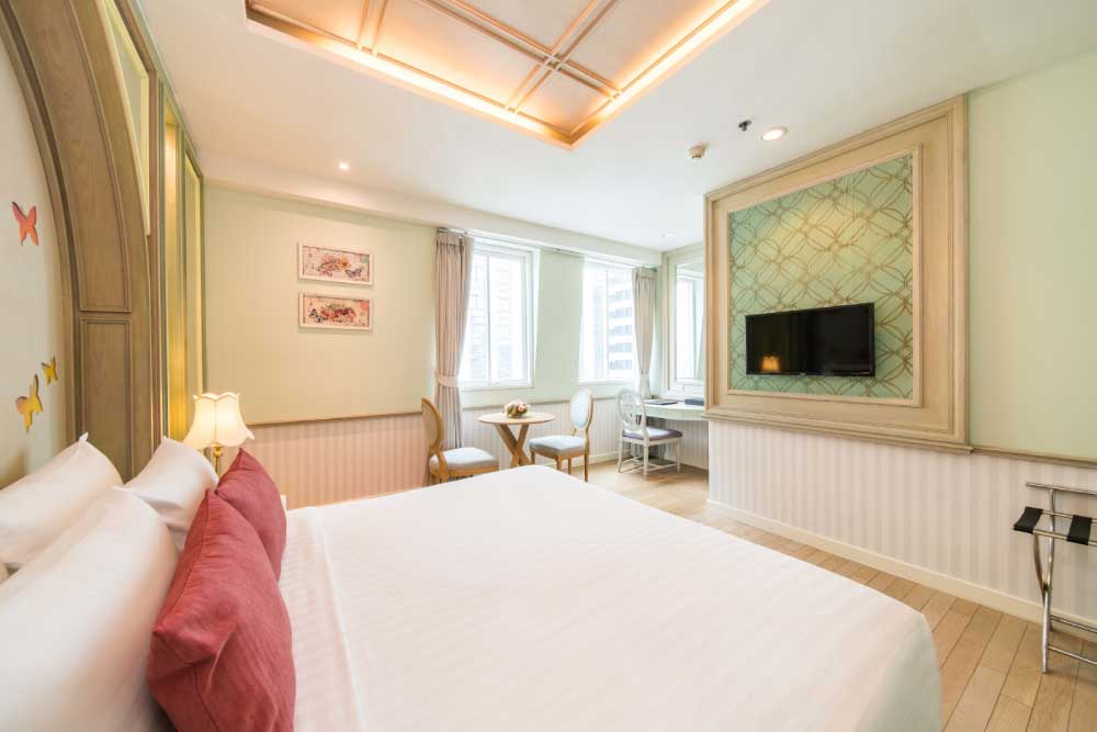 Deluxe Room with Breakfast
