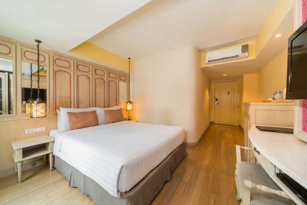 Superior Room with Breakfast